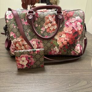 Gucci Pink Floral Travel Bag with Wallet